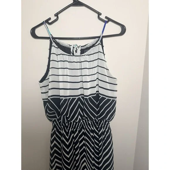 En Focus Studio Striped Maxi Dress Black White Blue Drawstring Strap Size 12 - Picture 6 of 7
